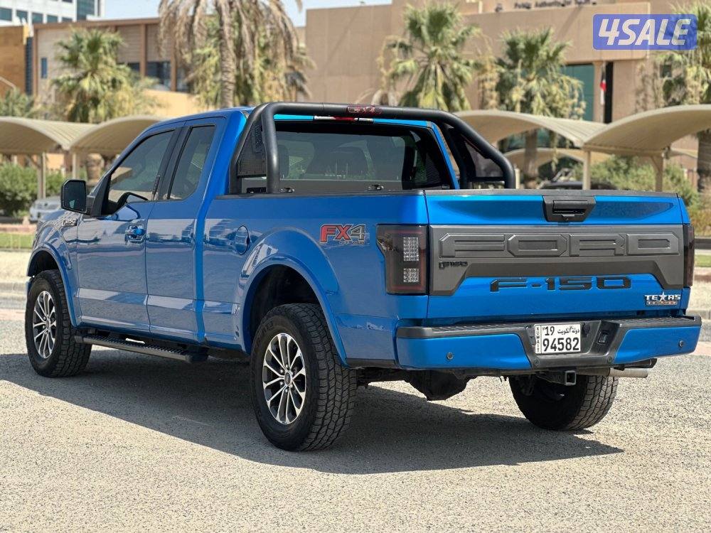 للبيع وانيت فورد FX4  ماشي ٨٩ الف كيلو سيرفس وكالة3