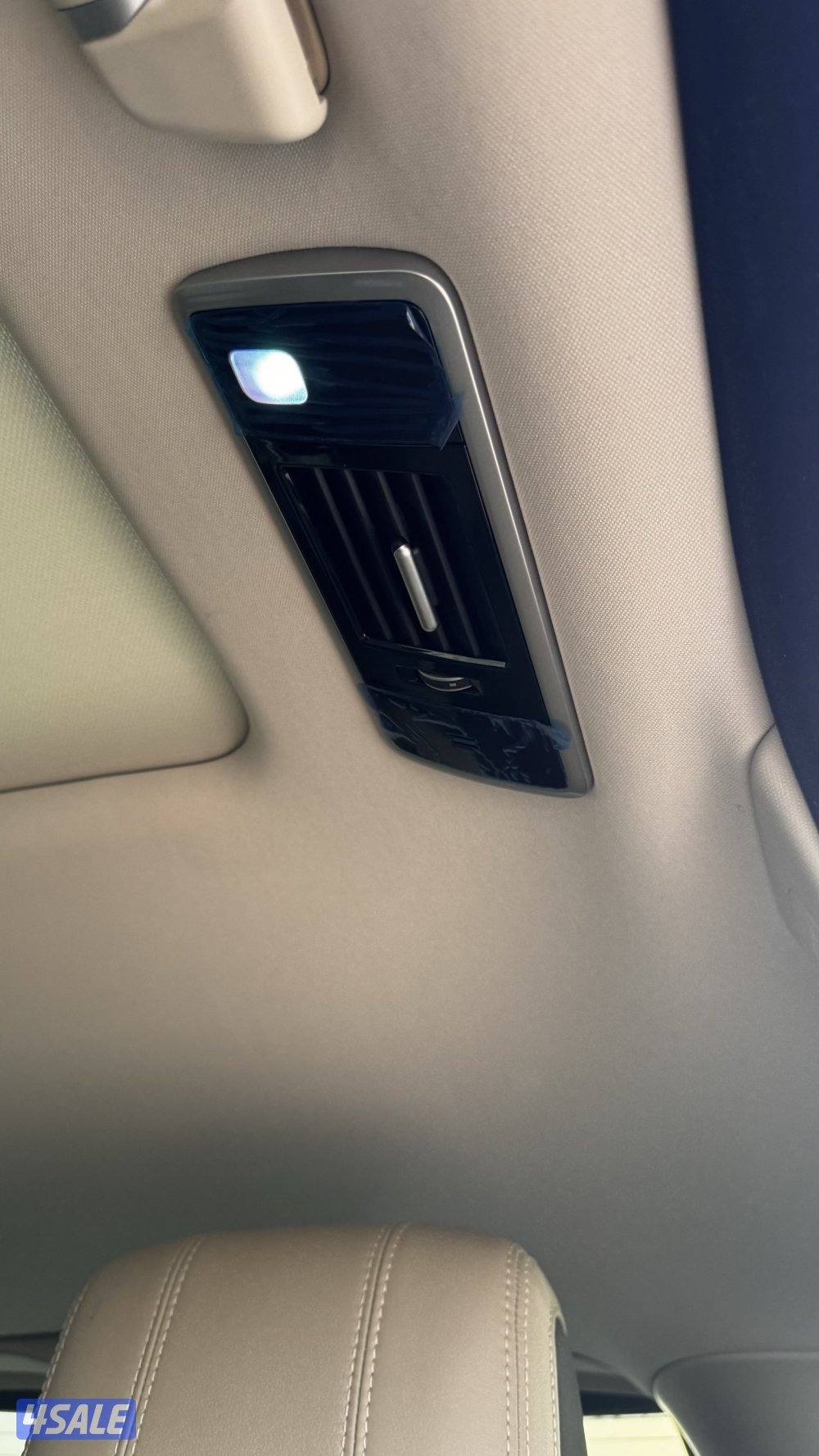 للبيع رنج روفر موديل 2018 HSE11