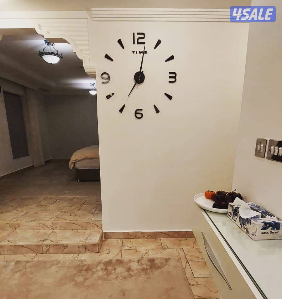 ساعات حائط ثري دي9