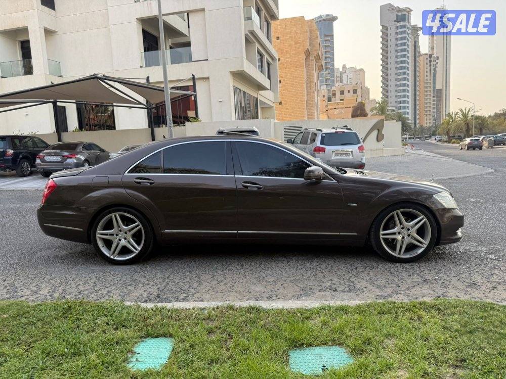 Mercedes s 3505