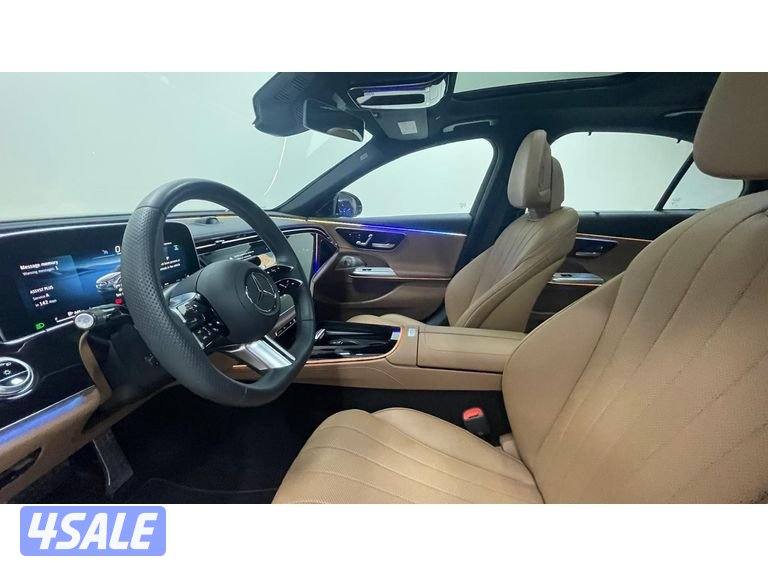 Mercedes-Benz E-Class10