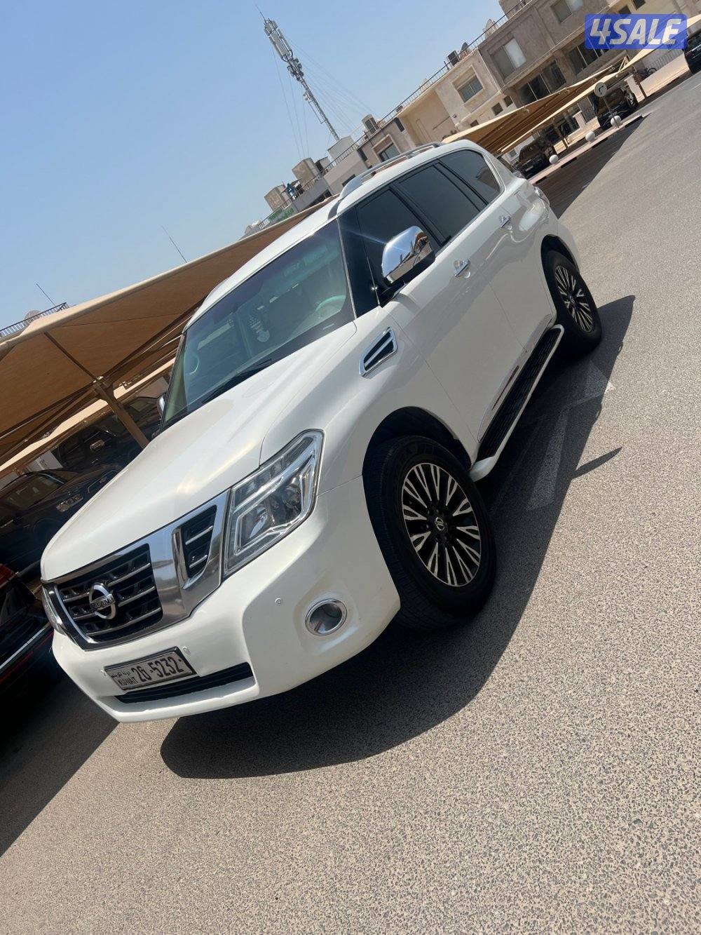 للبيع باترول الفل اوبشن جلد ٢٠١٢ مكينه صغيره3