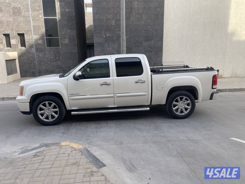 للبيع وانيت دنالي موديل ٢٠١٣ بسعر مغري10