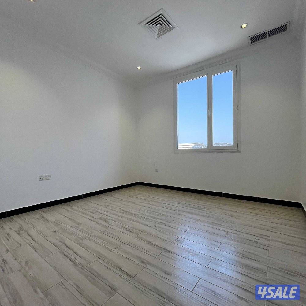 شقة سكنية للإيجار في صباح السالم قطعة 11