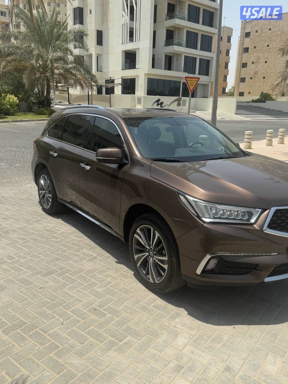 أكيورا mdx 20201