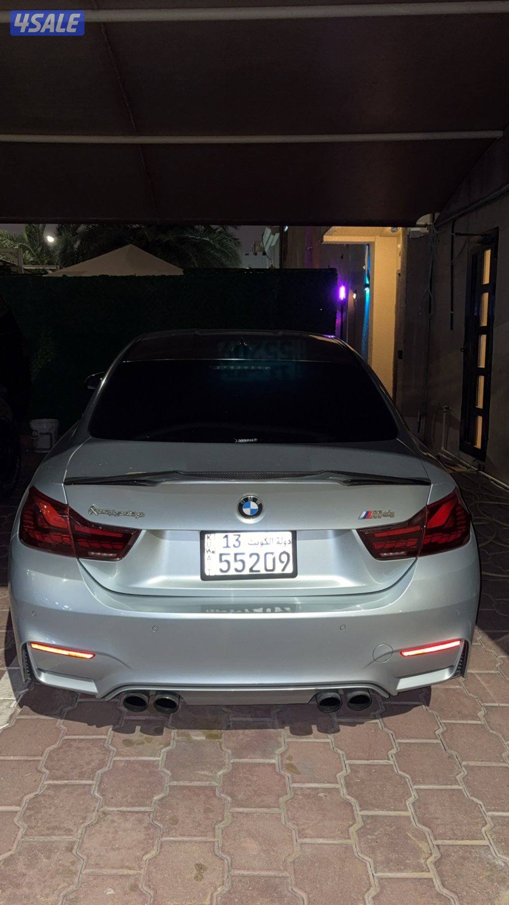 BMW M4 20155