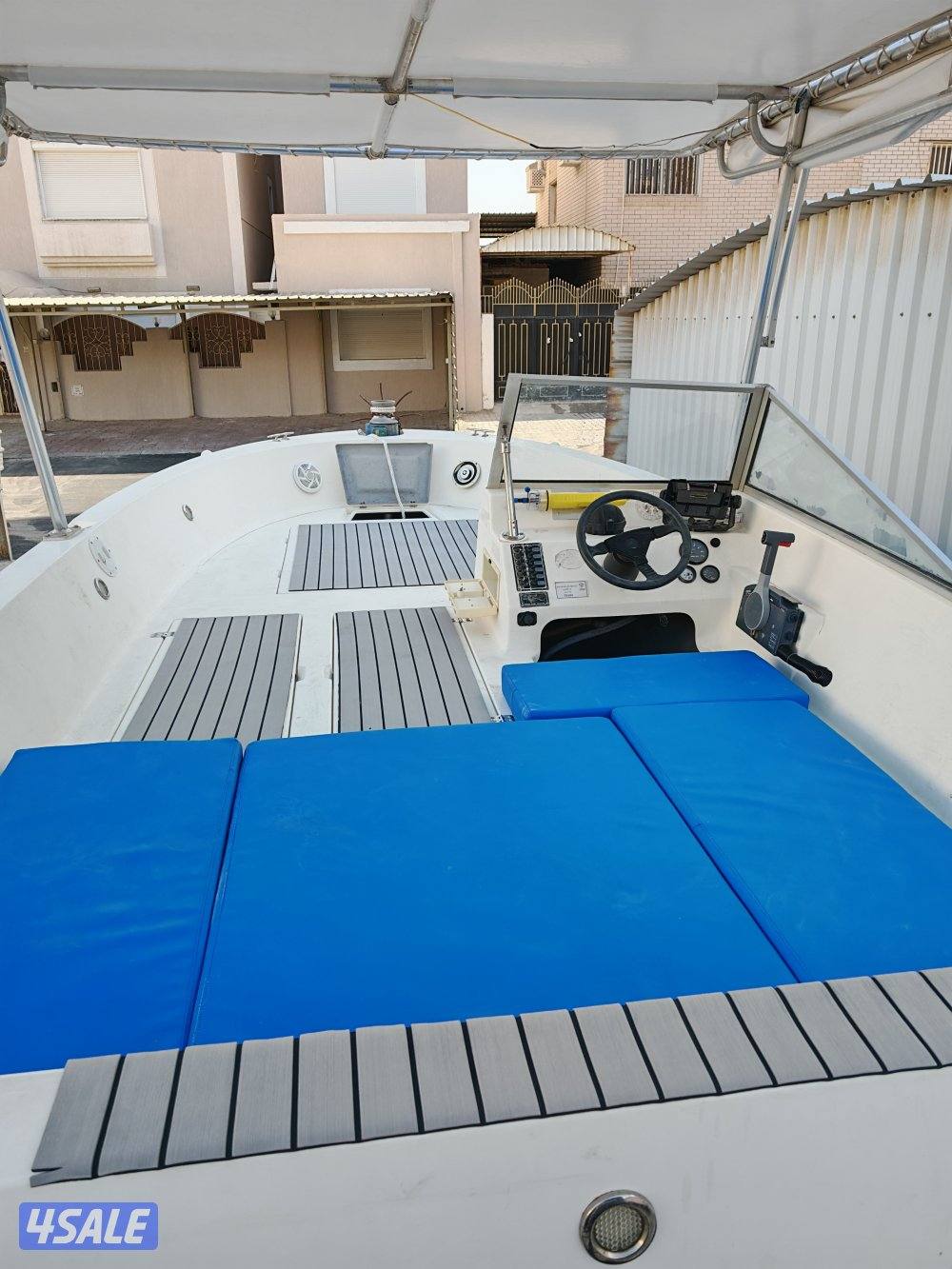 للبيع طراد عماني4