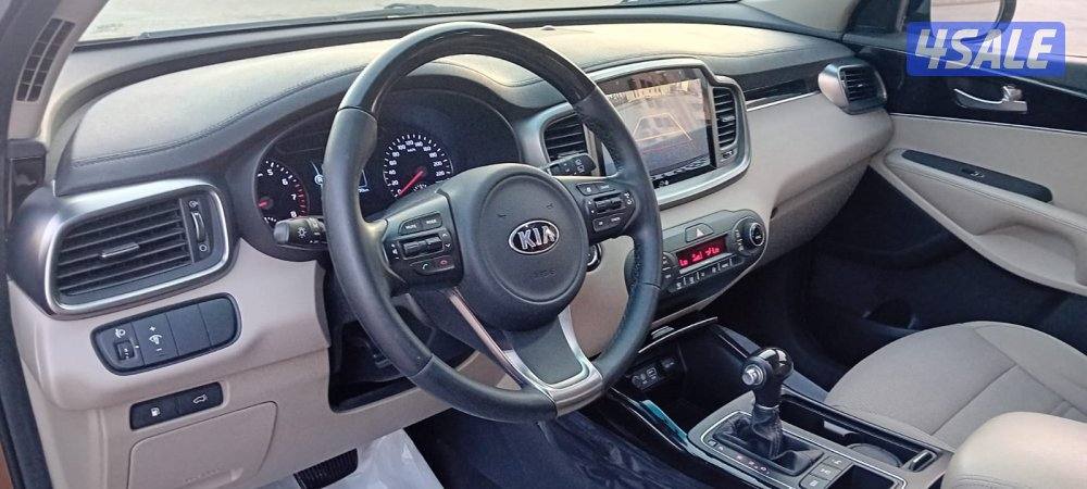 كيا سورينتو 2016 ( كاملة المواصفات ) عداد 98 ألف كم صبغ الوكالة8