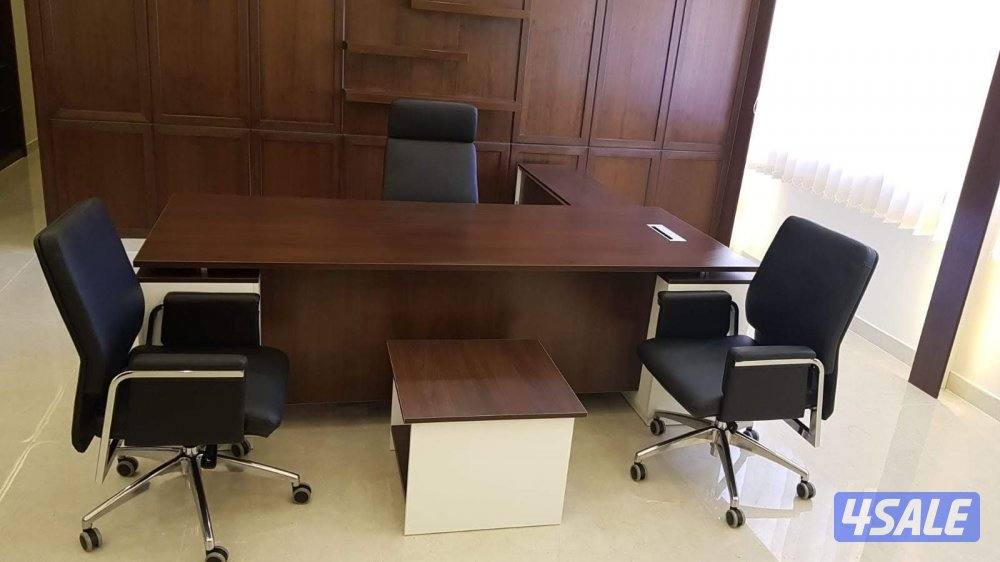 متخصصون في الأثاث المكتبي4