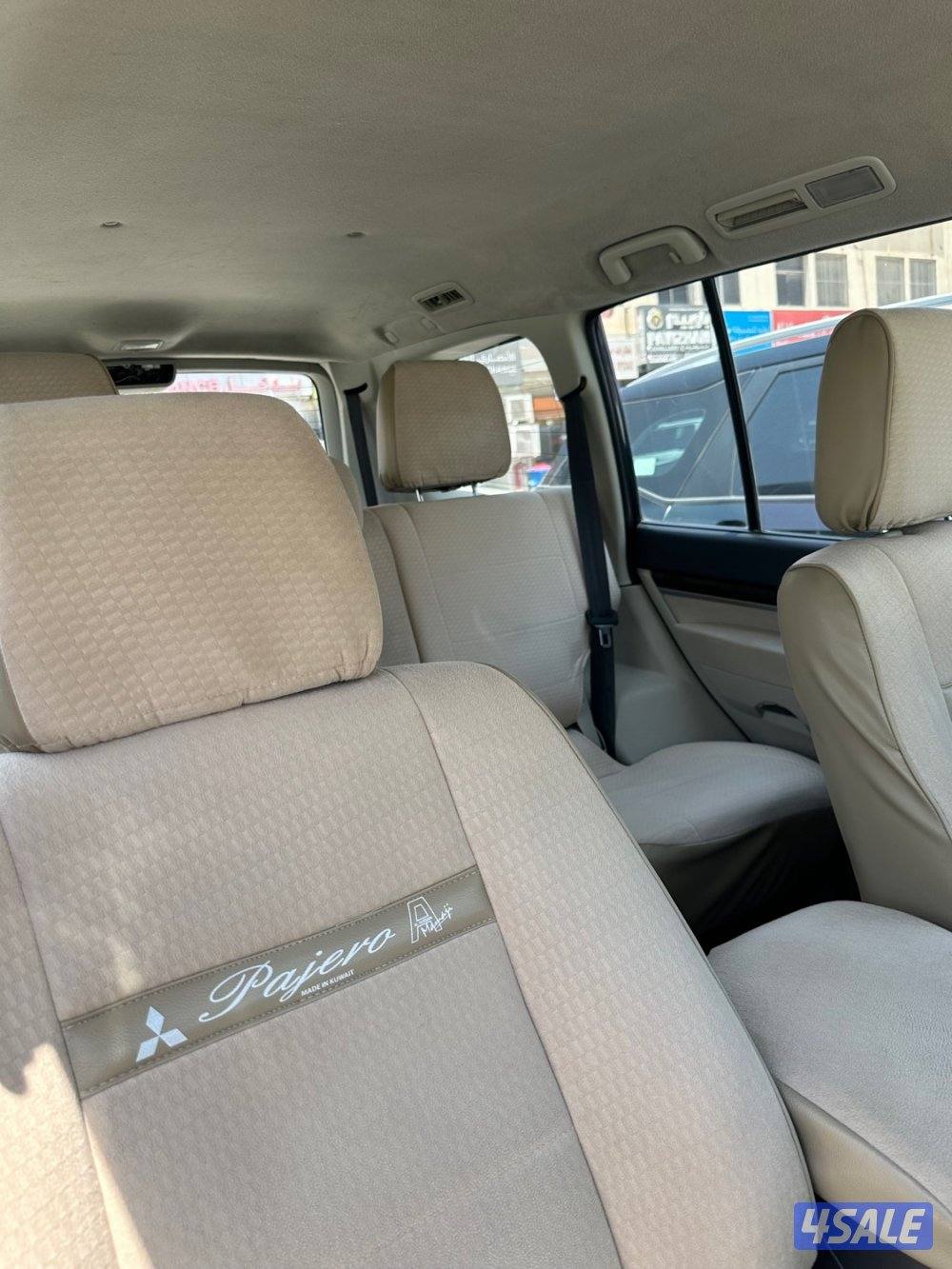 Pajero 2015 Full option without sunroof5
