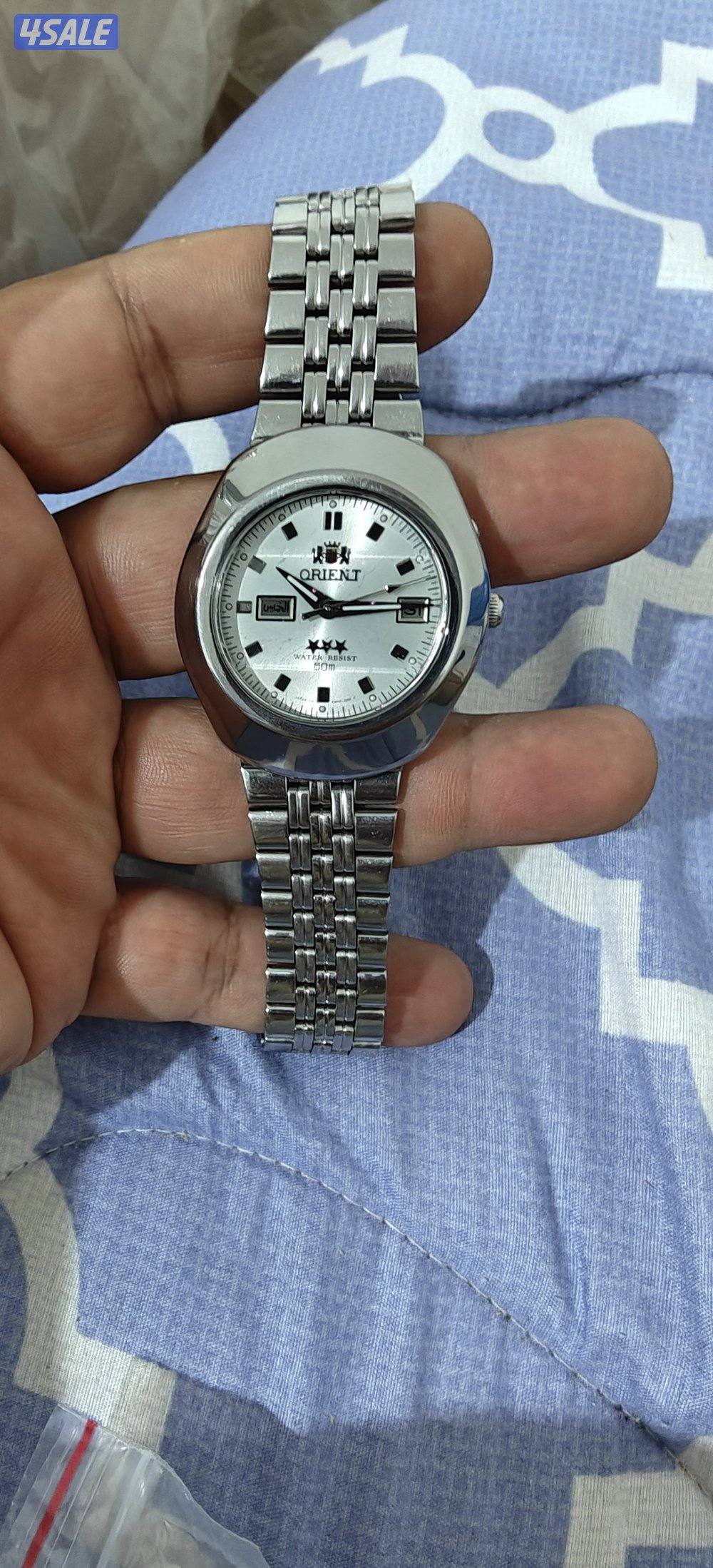 للبيع ساعه ستيزن0