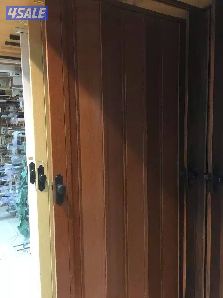 فنى جبسم بورد بارتشن قواطع تقسيم غرفه وصاله حرف ايل باب خشب اكرديون3