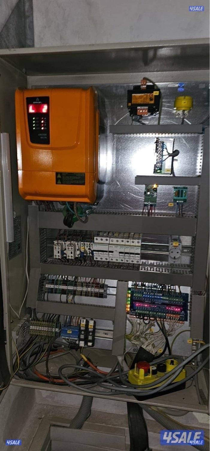 فني مصاعد صيانة و تصليح و تركيب جميع انواع مصاعد7