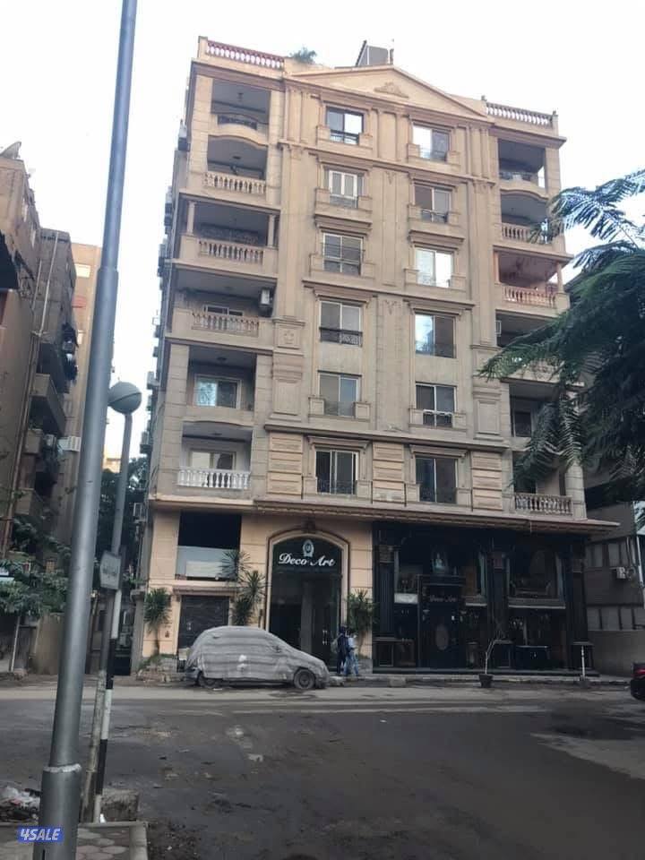 شقة دورين مساحة 440 متر فاخرة بالدقي مع كراج 40 متر بالسرداب5