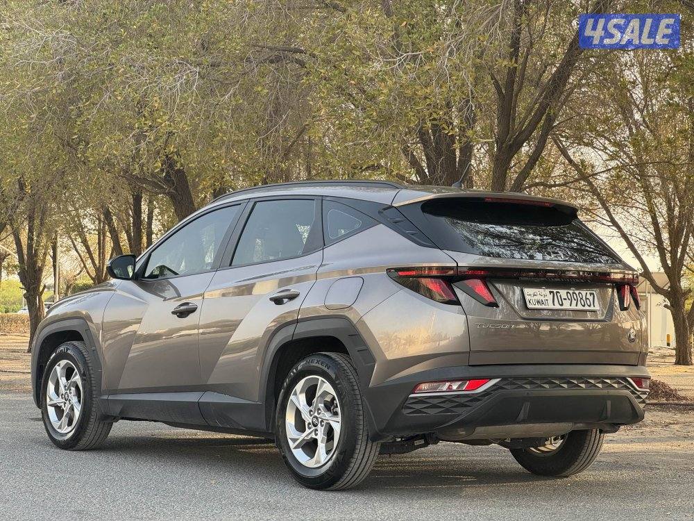 للبيع توسان م/2023 عداد:21 ألف تحت الكفاله 5 سنوات عداد مفتوح1