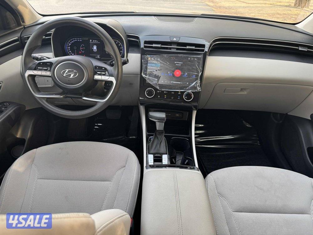 للبيع توسان م/2023 عداد:21 ألف تحت الكفاله 5 سنوات عداد مفتوح4