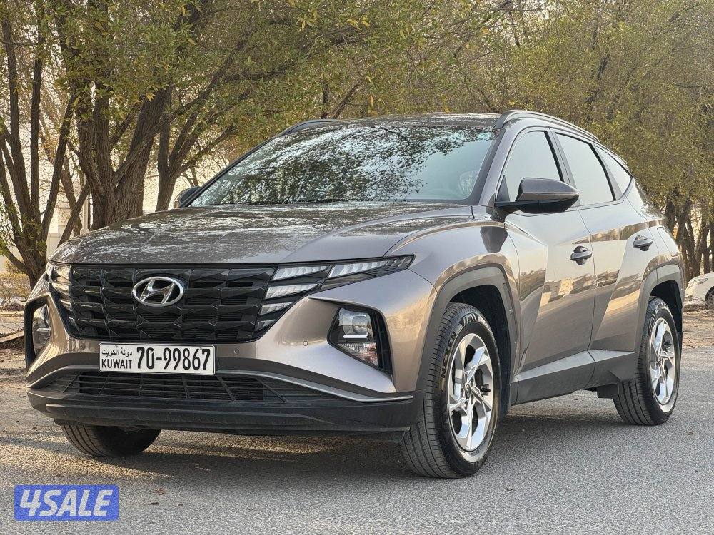 للبيع توسان م/2023 عداد:21 ألف تحت الكفاله 5 سنوات عداد مفتوح8