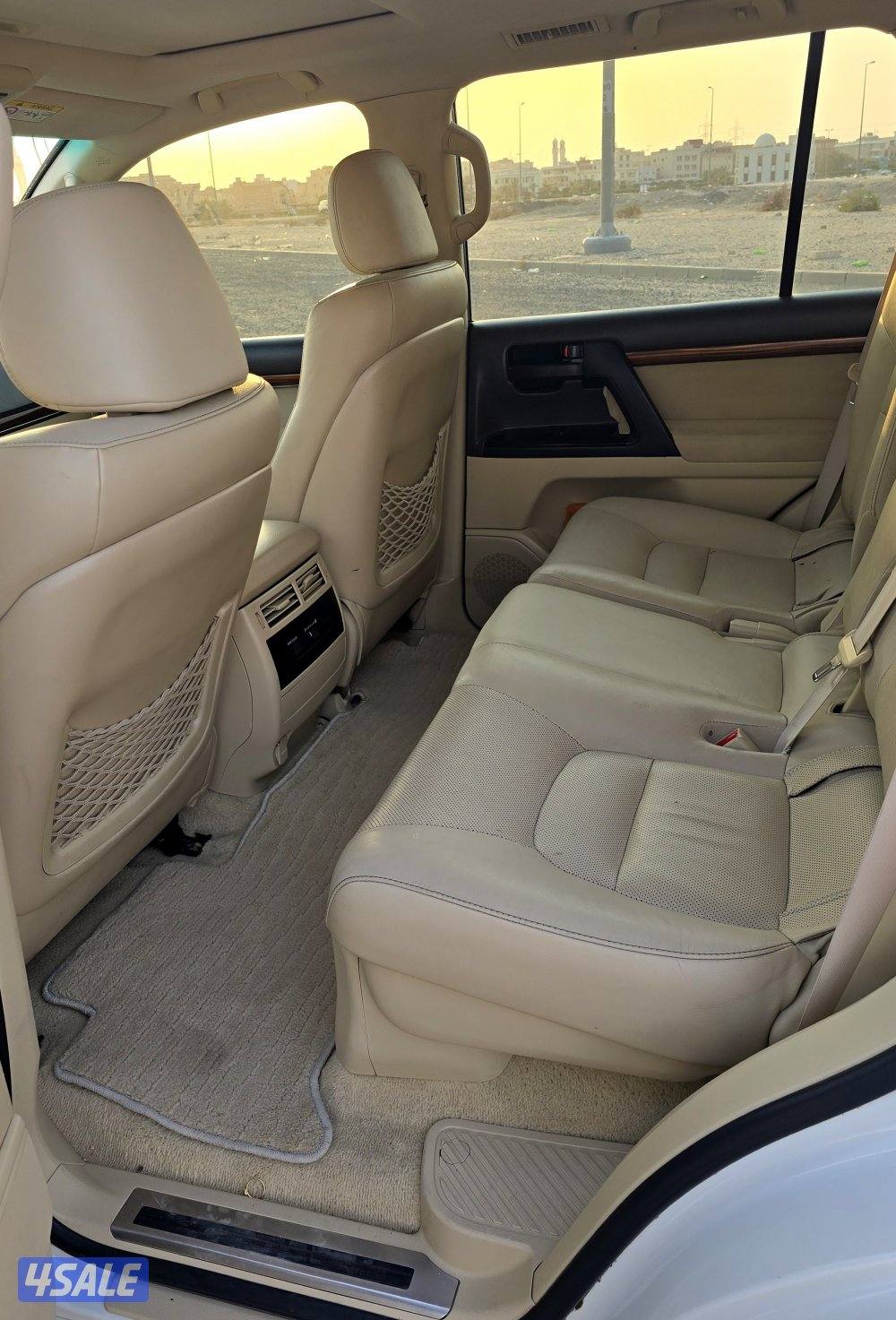 لاندكروزر كامل المواصفات شرط الفحص7