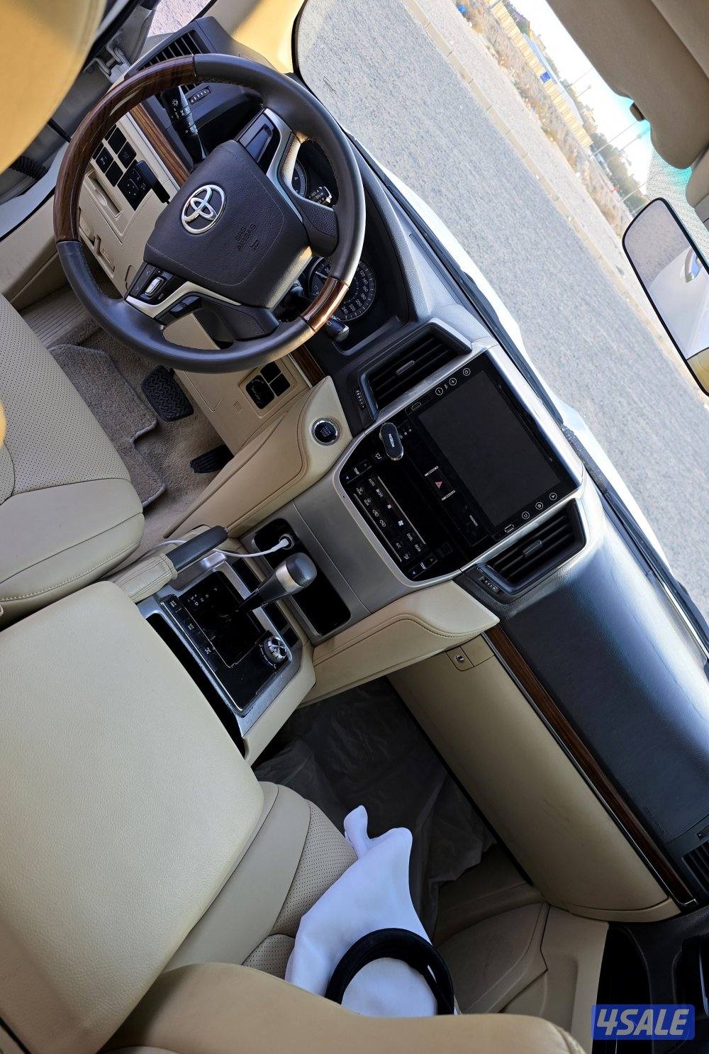 لاندكروزر كامل المواصفات شرط الفحص8