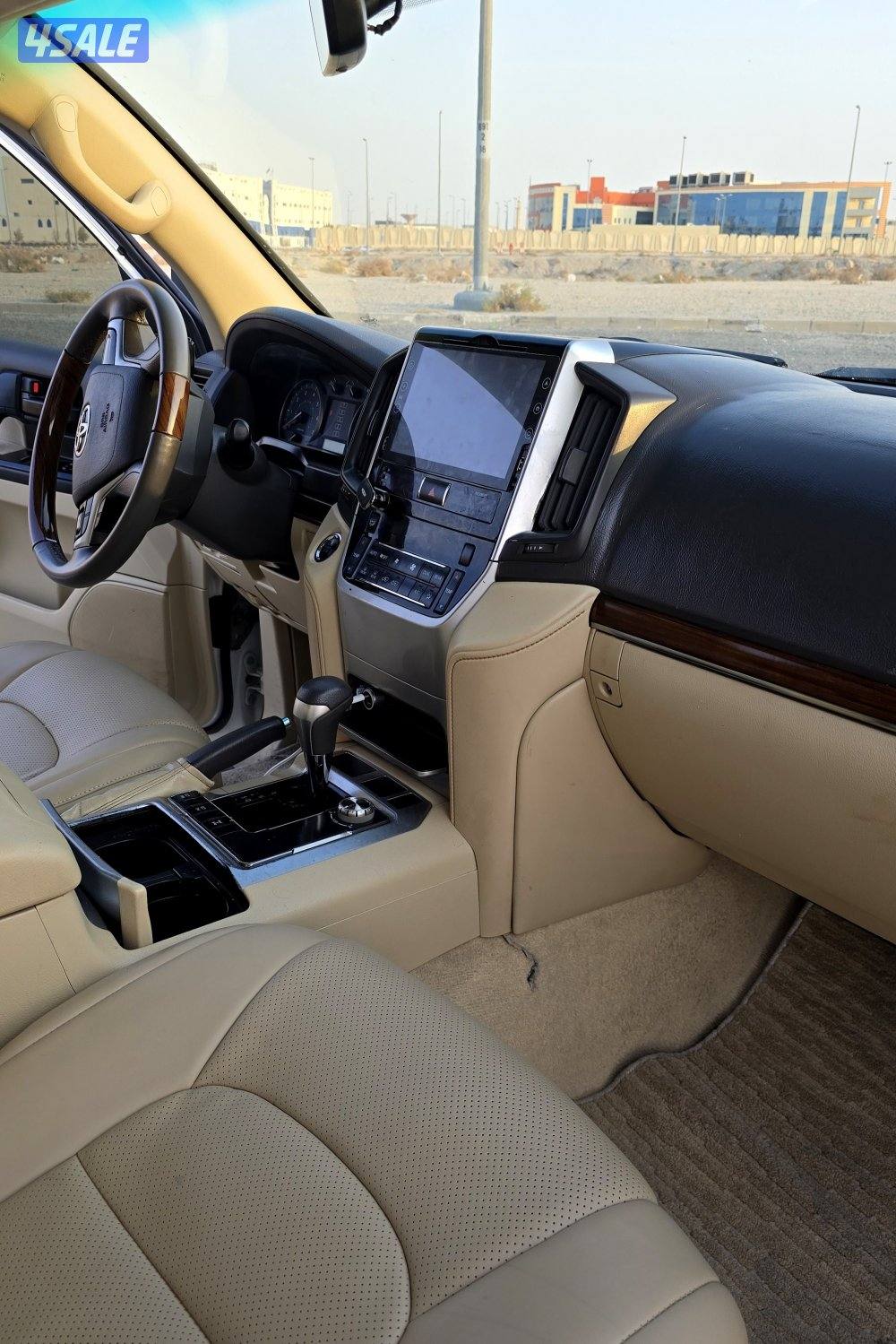 لاندكروزر كامل المواصفات شرط الفحص9