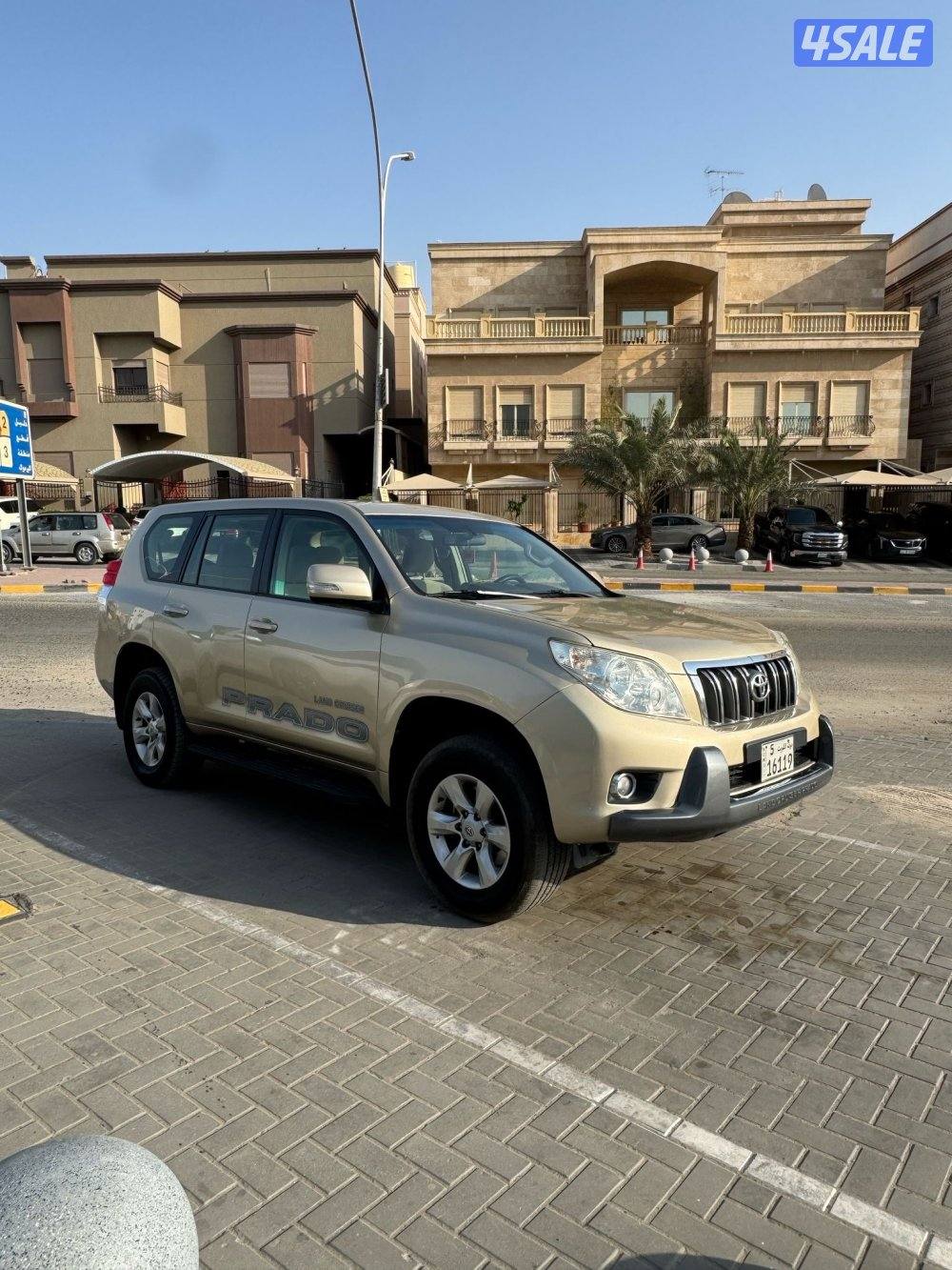 برادو 2011 عداد 220 الف0