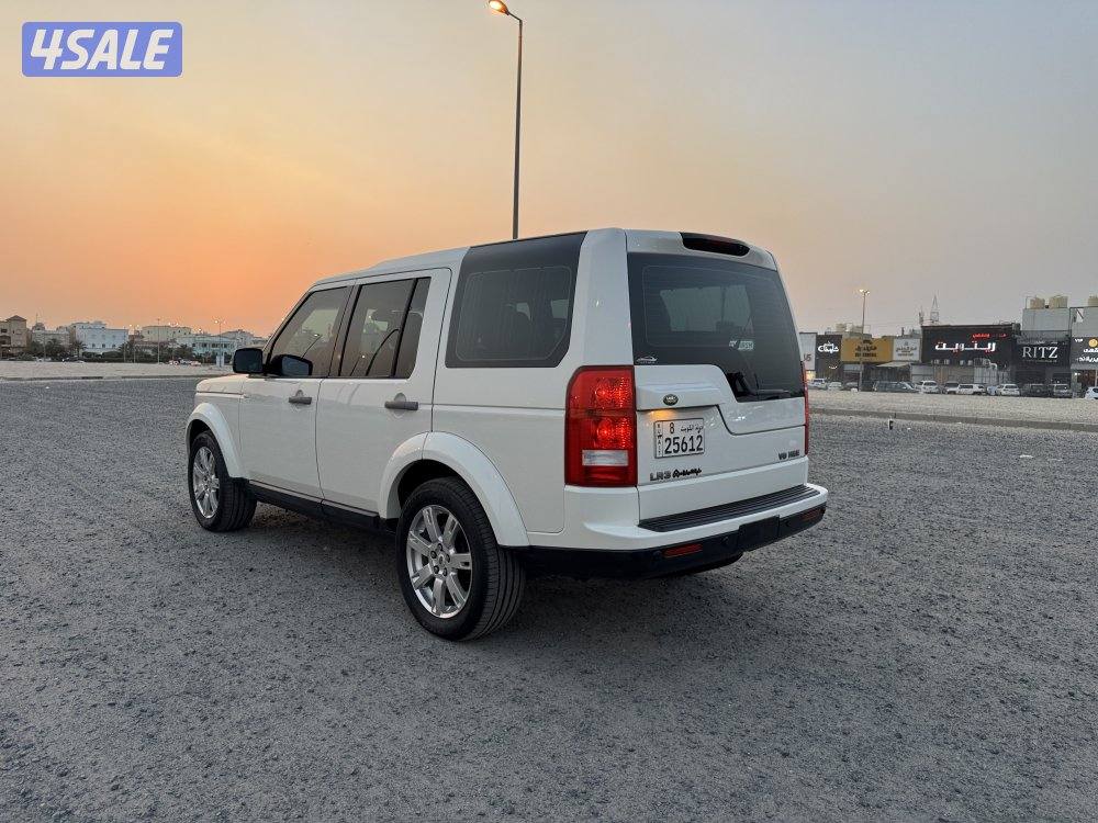 لاندروفر LR3 بحالة الوكالة صبغ وكالة3