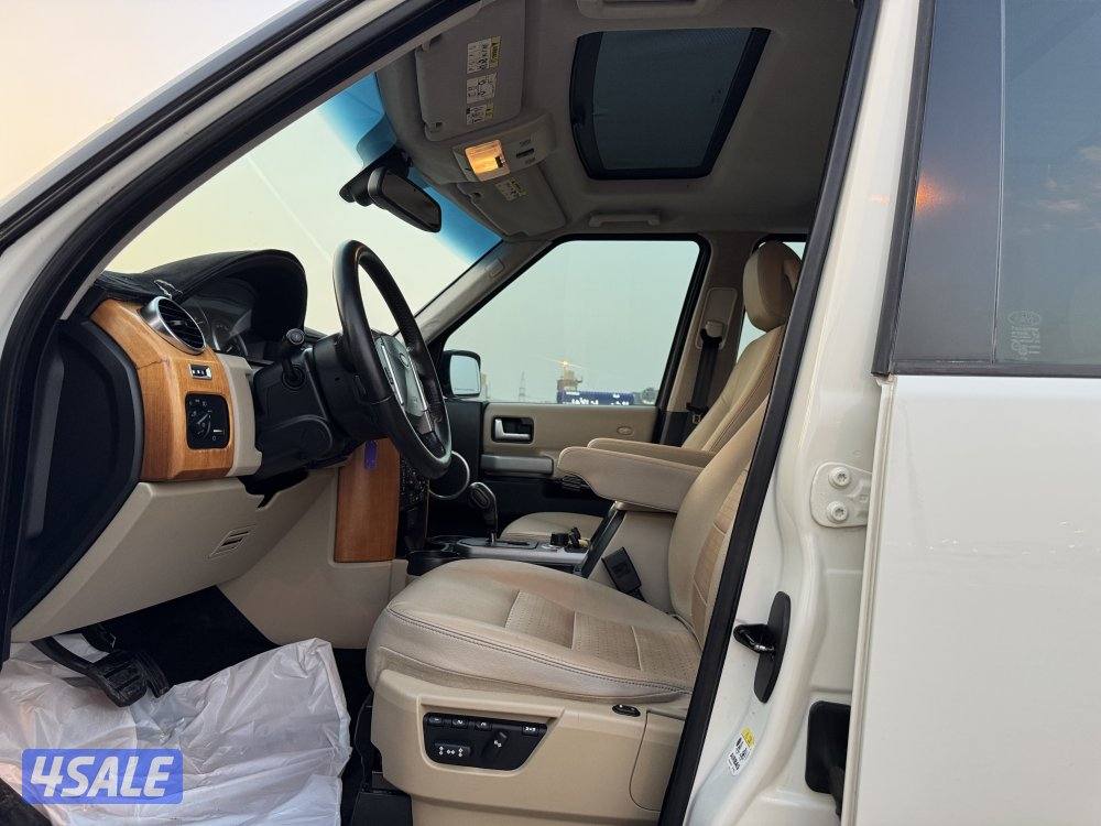 لاندروفر LR3 بحالة الوكالة صبغ وكالة7