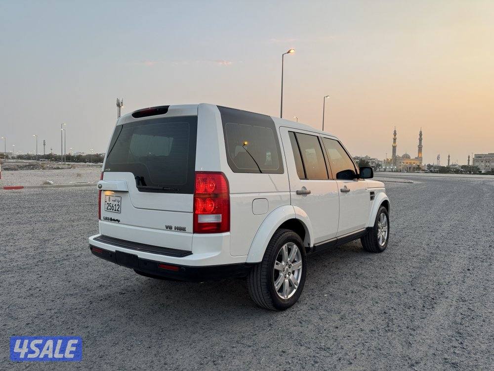 لاندروفر LR3 بحالة الوكالة صبغ وكالة10