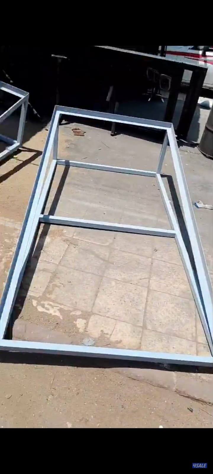 قاعدة ألواح طاقة شمسية0