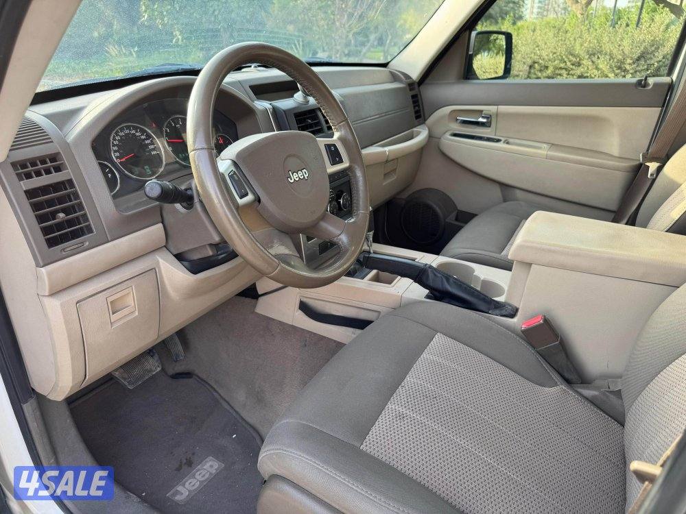 Jeep cherokee 20105