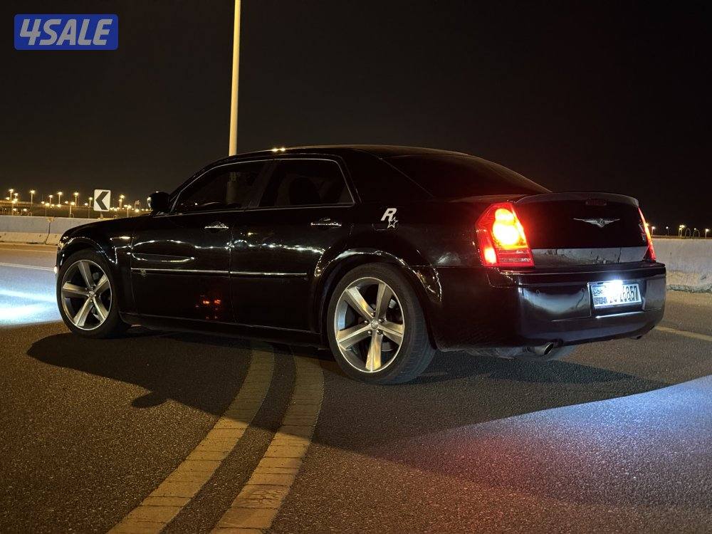 Chrysler C 300 Hemi V8 (GOOD CONDITION ORIGINAL PAINT)3