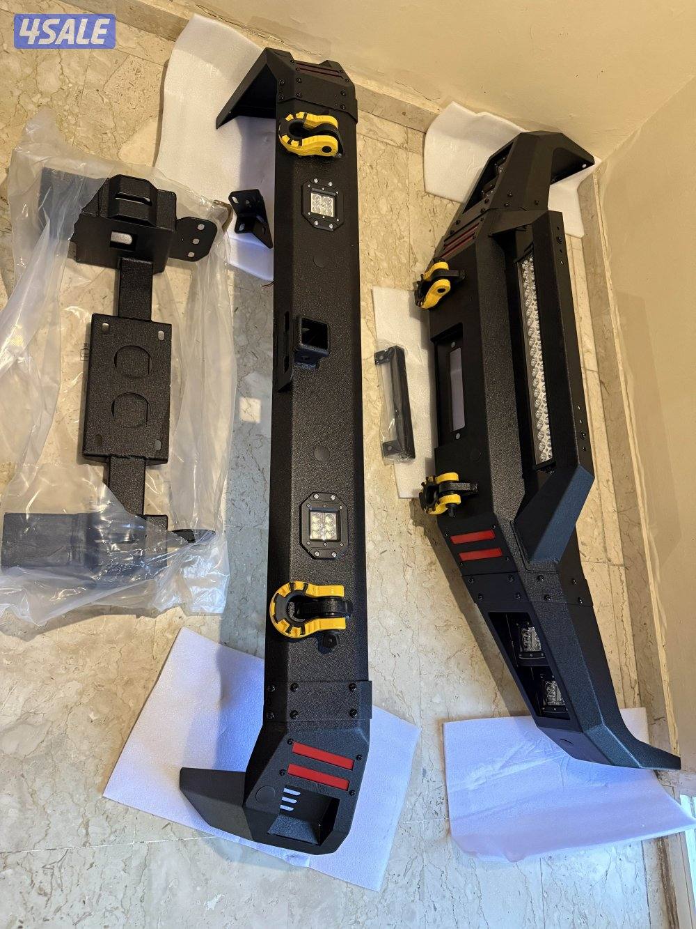 دعاميات اماية وخلفية جديدة مع كشافات ومكان للونش لي لاند روفر دسكفري ٢1