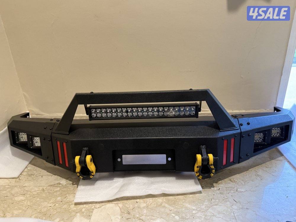 دعاميات اماية وخلفية جديدة مع كشافات ومكان للونش لي لاند روفر دسكفري ٢2