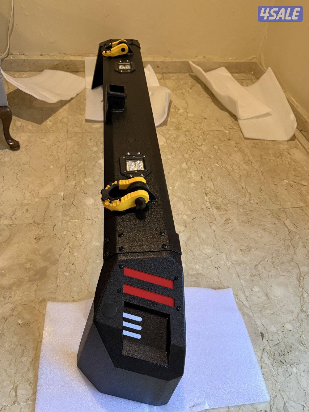 دعاميات اماية وخلفية جديدة مع كشافات ومكان للونش لي لاند روفر دسكفري ٢3