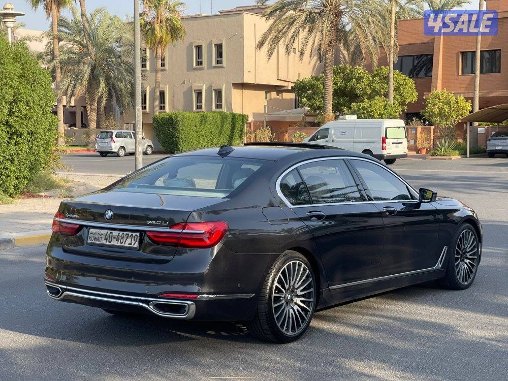 للبيع بي ام 740 2016 بحاله الوكاله صبغ الوكاله3