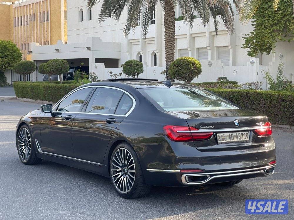 للبيع بي ام 740 2016 بحاله الوكاله صبغ الوكاله5