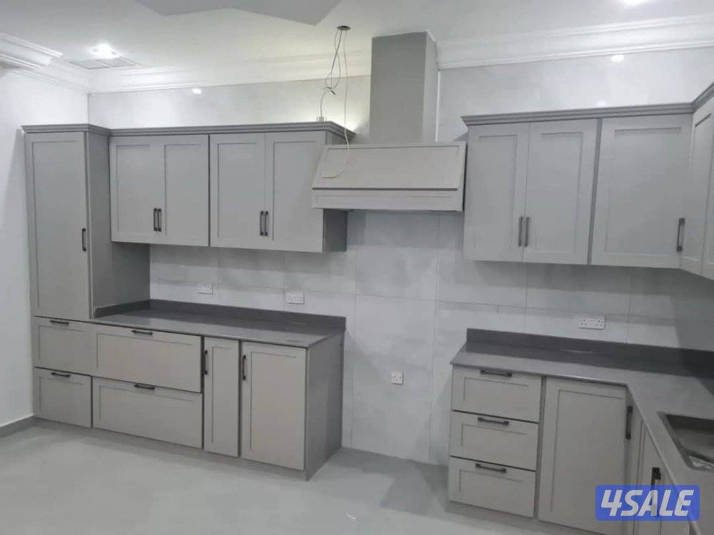 السلام عليكم ورحمة الله وبركاته أبي مطبخ خصوصي عادي كل شي موجود3