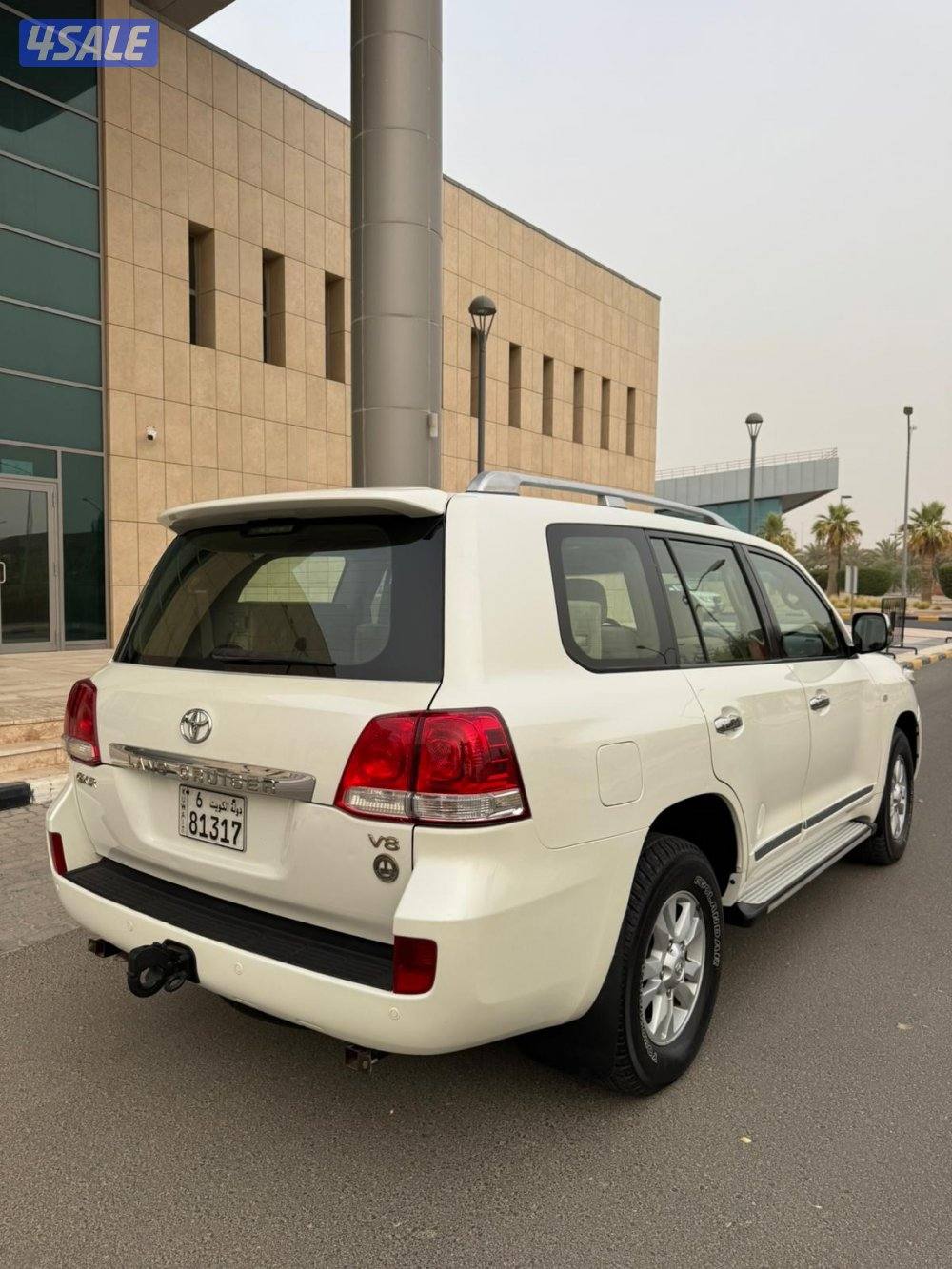 لاندكروزر V8 GXR موديل 20099
