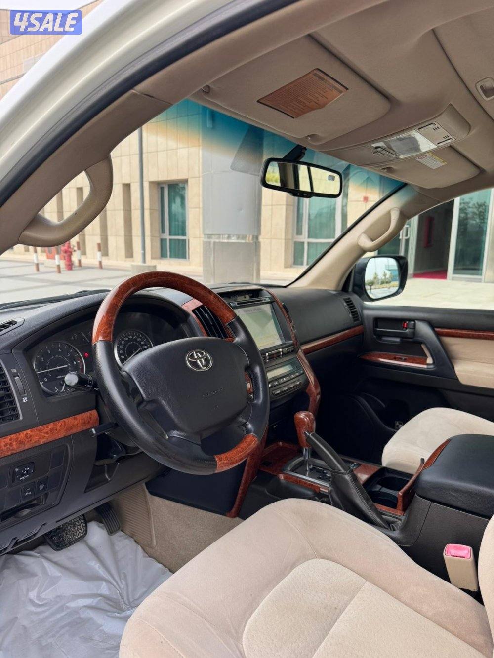 لاندكروزر V8 GXR موديل 200910