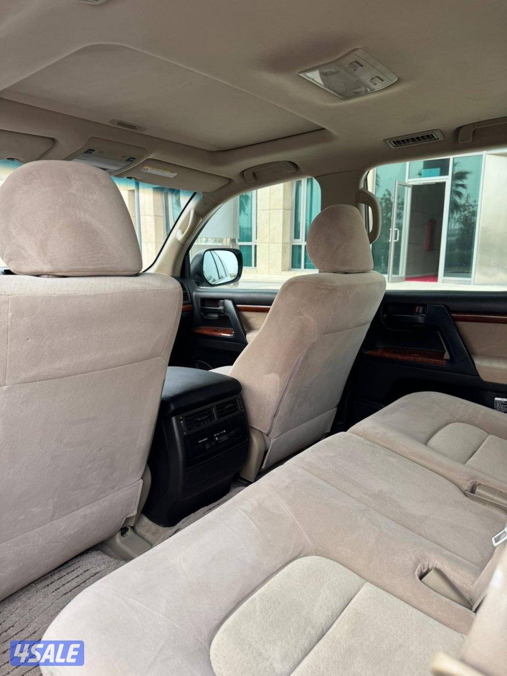 لاندكروزر V8 GXR موديل 200912