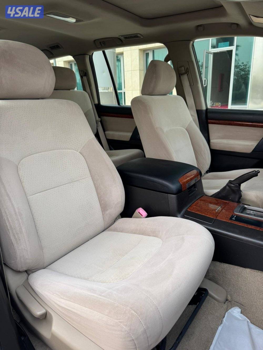 لاندكروزر V8 GXR موديل 200914