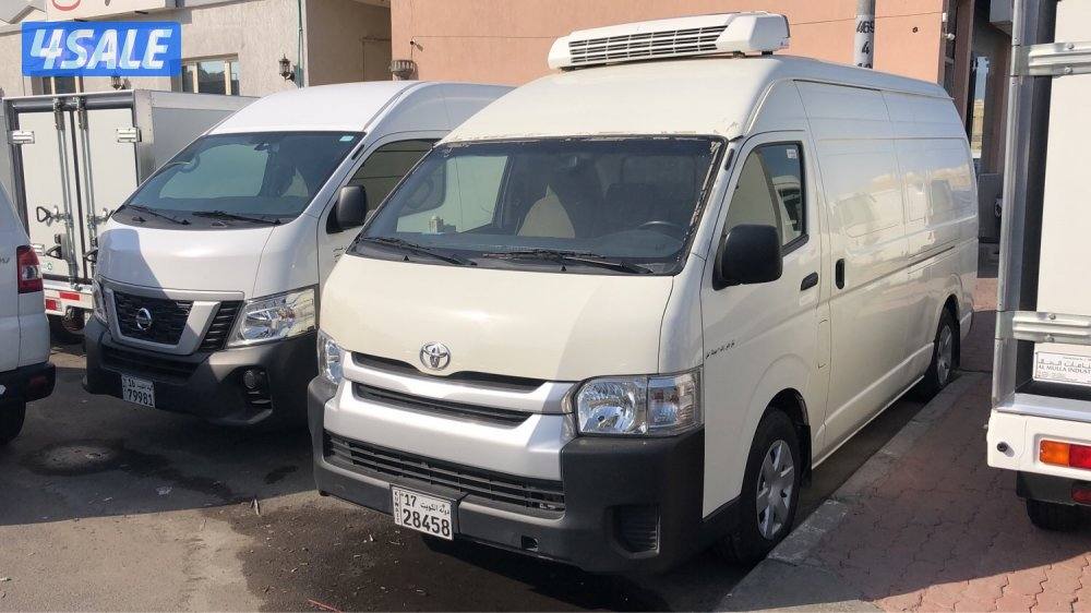 باص مقفل تأجير / تأجير باصات ثلاجة / تأجير هاف لوري ثلاجة3