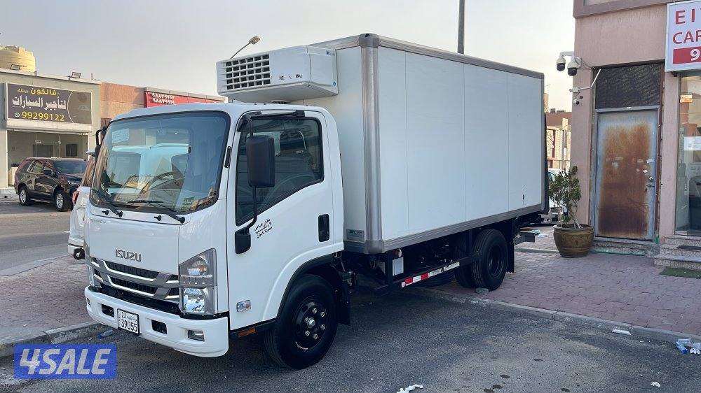 باص مقفل تأجير / تأجير باصات ثلاجة / تأجير هاف لوري ثلاجة13