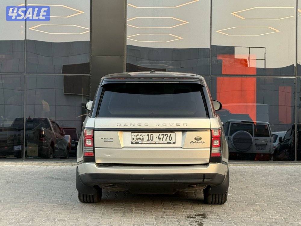 RANGE ROVER VOUGE V8 SUPERCHARGED _ 2014 صبغ الوكالة5