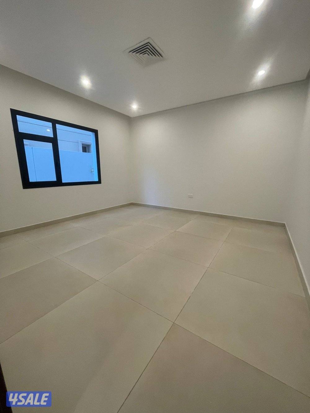 للإيجار دور ارضي7