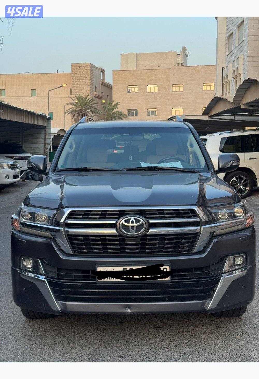 لاند كروزر 2021 Gxr قراند تورنق0