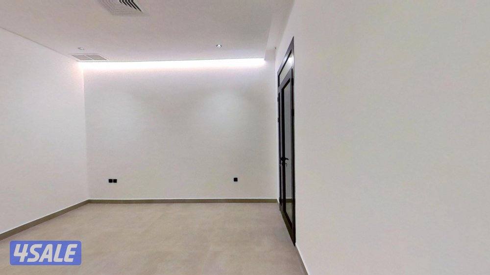 للايجار شقة راقية بالرميثية مساحة ٢٠٠ متر1