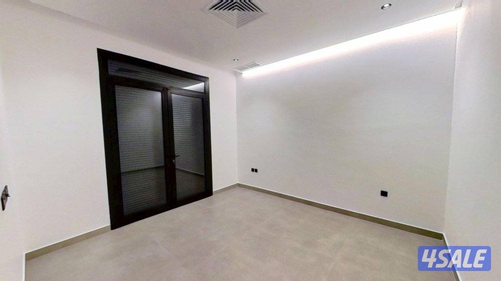 للايجار شقة راقية بالرميثية مساحة ٢٠٠ متر2