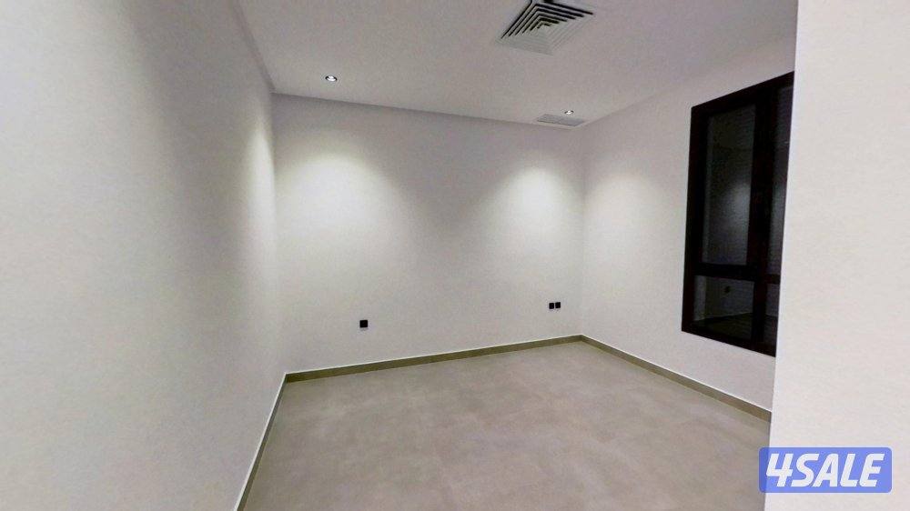 للايجار شقة راقية بالرميثية مساحة ٢٠٠ متر5