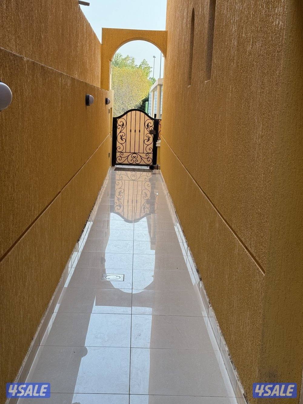 شقه نظام استيديو بجابر الأحمد قطعه 27